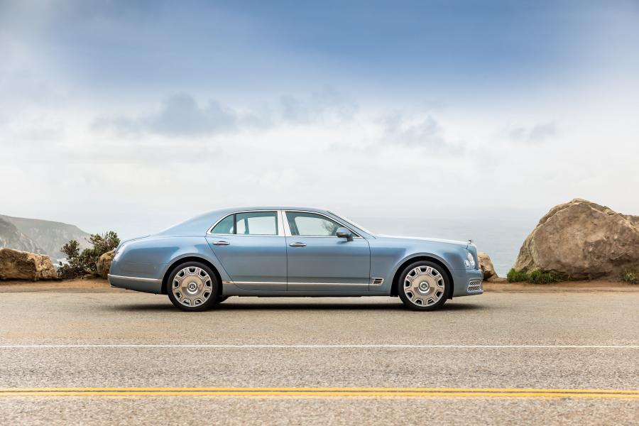  Bentley Mulsanne 2016 года  (фото 21 из 33)